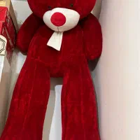 خرس قرمز ۲ متری