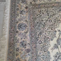 فرش ۱۸ متری نایین اصل|فرش|اصفهان, خواجه عمید|دیوار