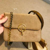 کیف و کفش زنانه دارای سایز بندی