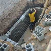 کنده کاری چاه فاضلاب|خدمات پیشه و مهارت|لاهیجان, انقلاب|دیوار