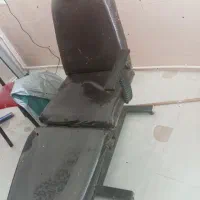 2تا آینه یک دریک ۲تا صندلی اصلاح|آرایشگاه و سالن‌های زیبایی|سرخنکلاته, |دیوار