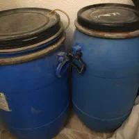 دو عددبشکه پلاستیکی