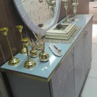 کنسول و آینه