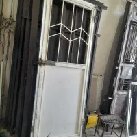 درب و پنجره آهنی دست دوم حفاظ آهنی و....|مصالح و تجهیزات ساختمان|اردبیل, |دیوار