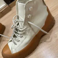 کفش های خارجی