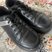 کفش زیر قیمت