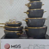سرویس قابلمه چدن  ۱۶ پارچه  ام جی اس ،مناسب جهیزیه