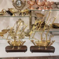 کشتی برنزی هندی و تلسکوپ برنزی هندی