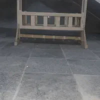 گهواره چوبی دست ساز|تخت و صندلی بچه|خرمدره, |دیوار