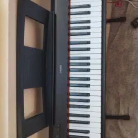 پیانو دیجیتال یاماها np12