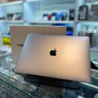 MacBook Air M1 حافظه 256‌  رم 8 گیگ