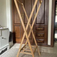 رگال لباس چوبی