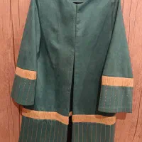 پالتو|لباس|بروجرد, |دیوار