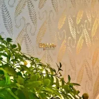 نقاشی ساختمان و طرح کاغذ دیواری با رنگ