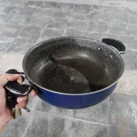 قابلمه تفلون|ظروف پخت‌وپز|شیراز, شهرک گلدشت حافظ‎|دیوار