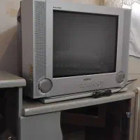 تلویزیون ومیز تلویزیون|تلویزیون و پروژکتور|اصفهان, سرشبادران|دیوار