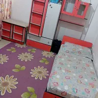 فروش فوری تخت و کمد چند منظوره