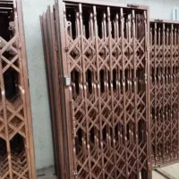 درب آکاردئونی حفاظ دیوار، تراس و خدمات جوشکاری