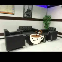 ست میز و صندلی مناسب سالن و بنگاه در حد نو