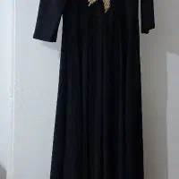 مجلسی بلند کارشده یکبار پوشیده شده