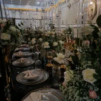 باغ وتالار وعمارت ونوس