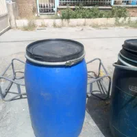 بشکه ۲۰۰ لیتری درب کوچک و۶۰ لیتری درب رینگی