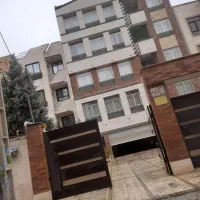 آپارتمان ۹۰ متری