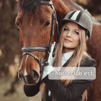 مربی آموزش سوارکاری باشگاه اسب