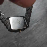 ساعت مچی|ساعت|اشترینان, |دیوار