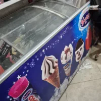 یخچال بستنی فروشی وقفسه
