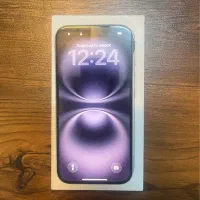 Iphone 16 normal 128 ch باتری ۱۰۰