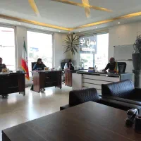 مشاور با تجربه و فعال