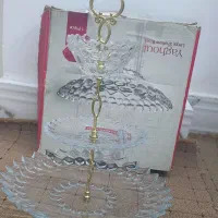 شیرینی خوری ۳ طبقه شیشه اصفهان
