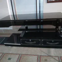 میز تلویزیونی شیشه ای