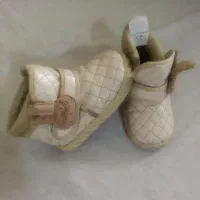 کفش بچگانه