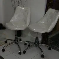 صندلی و میز ناخن کار و پک کامل ناخن کاری