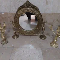 آیینه و شمعدان برنجی قدیمی|صنایع دستی و سایر لوازم تزئینی|تهران, تهرانپارس غربی|دیوار