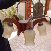 لوستر 5شاخه چوبی و لوستر اتاق خواب|لوستر و چراغ آویز|هشتگرد, شهرک بعثت|دیوار