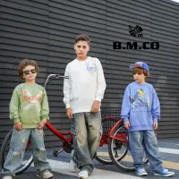 اتوکار و وسط کار. کارکر ساده