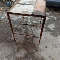 میز کار یا منقل