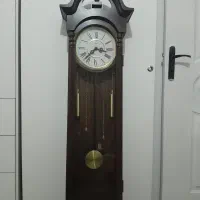 ساعت دیواری و ایستاده