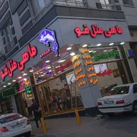 ساندویچ تابلو نئون و چلنیوم