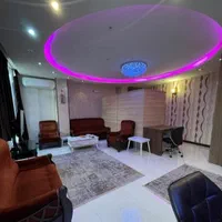 سوییت دربست بر خیابان تمیز مرتب و لوکس