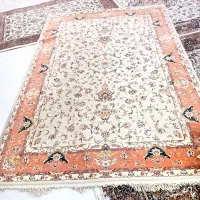 فرش ۶متری کرم رنگ ماشینی طرح افشان