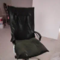 صندلی چرخدار اداری