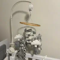 آویز موزیکال تخت نوزاد سیسمونی