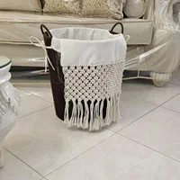 آباژور مکرومه کنار سالنی|چراغ خواب و آباژور|تهران, فلسطین (میدان انقلاب)|دیوار