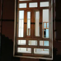 درب و پنجره آلومینیوم در حد نو