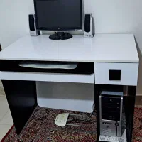 میز کامپیوتر