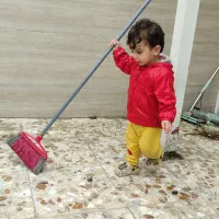 کمک نظافت منزل